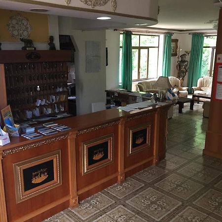 Hotel Cavour Сорренто Экстерьер фото